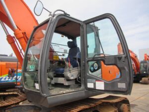 Hitachi Excavator, ZX200-3, 2013