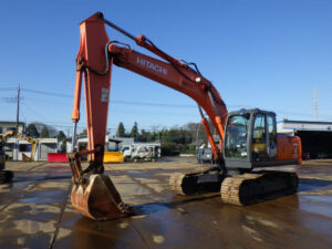 Hitachi Excavator, ZX200-3, 2008