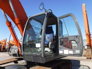 Hitachi Excavator, ZX200-3, 2011