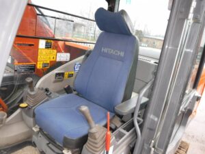 Hitachi Excavator, ZX200-3, 2010