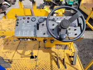 Mitsubishi Asphalt Finisher, MF44WB