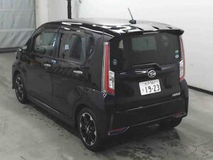Daihatsu Move Custom, 2016