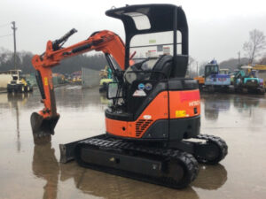 Hitachi Mini Excavator, ZX30UR-3, 2014