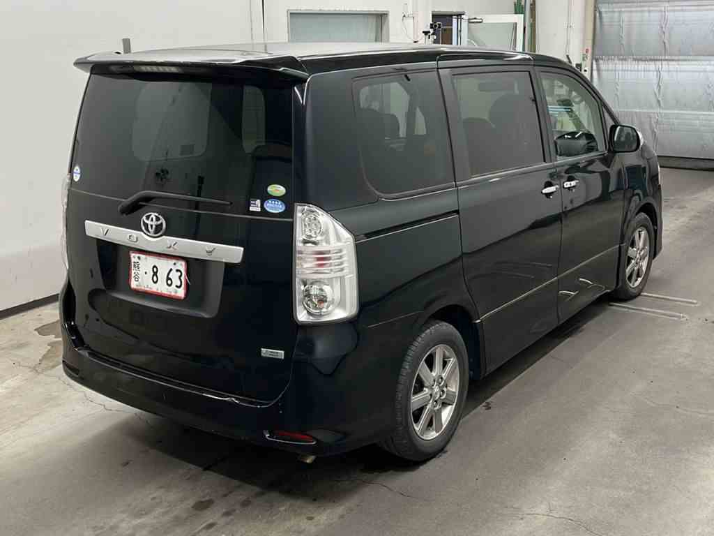 Toyota Voxy ZS Kirameki 2, 2010 – AFC JAPAN