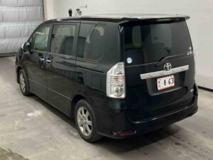 Toyota Voxy ZS Kirameki 2, 2010
