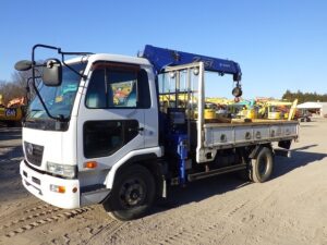 Nissan Condor, Hira Body Truck, Crane 3 Danrd, 2009