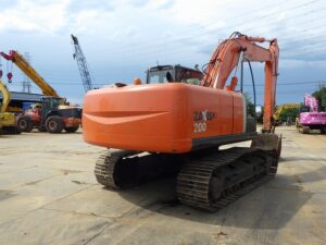 Hitachi Excavator, ZX200-3, 2006