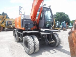 Hitachi Excavator, ZX125W, 2007