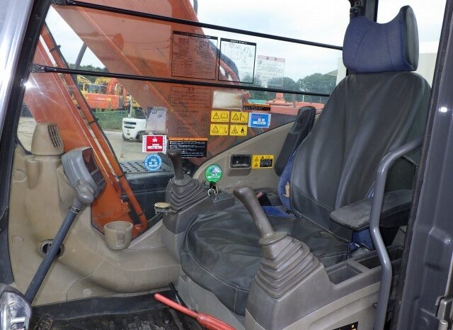 Hitachi Excavator, ZX200-3, 2011 full