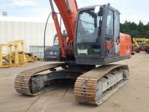Hitachi Excavator, ZX200-3, 2013