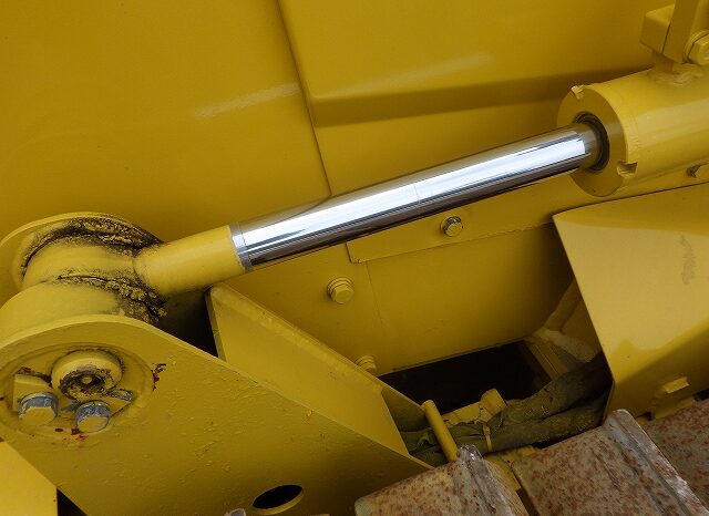 Komatsu Bulldozer, D21P-8E0, 2015 full