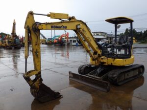 KOMATSU mini excavator, PC40MR-3