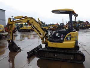 KOMATSU mini excavator, PC40MR-3