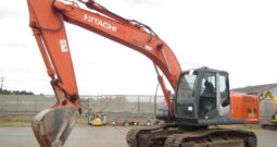 Hitachi Excavator, ZX200-3, 2013