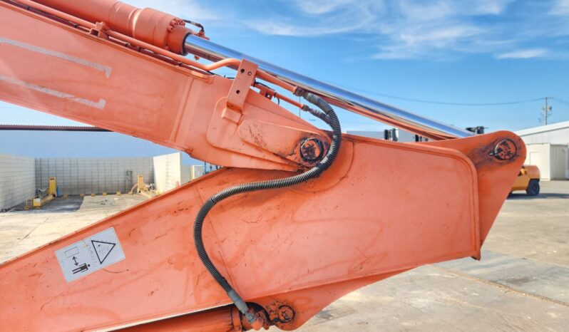 Hitachi Excavator, ZX200-3, 2012 full