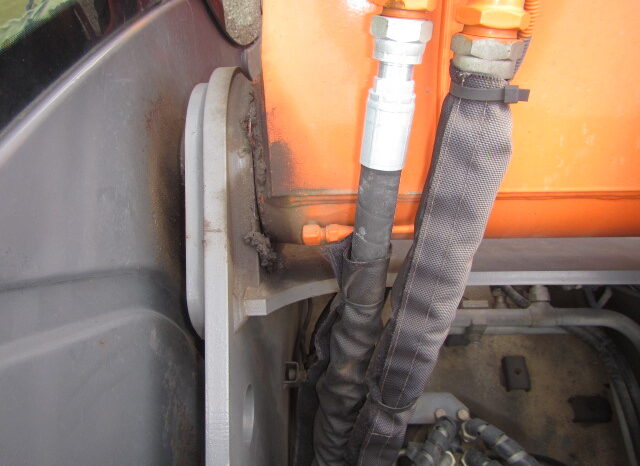 Hitachi Excavator, ZX200-3, 2013 full