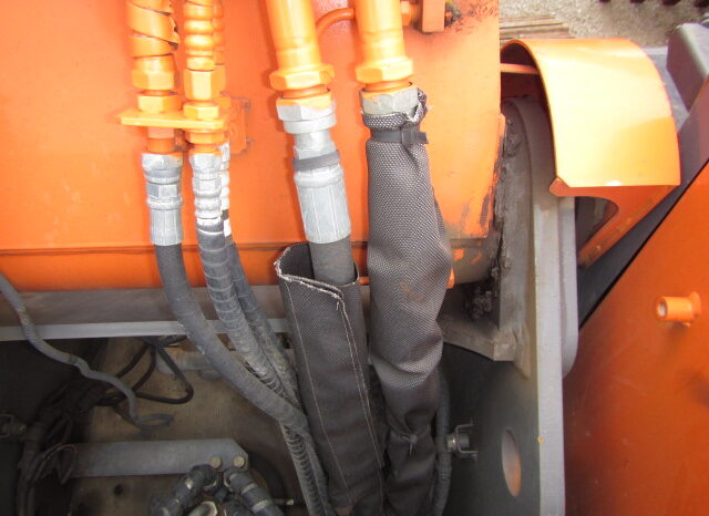 Hitachi Excavator, ZX200-3, 2013 full