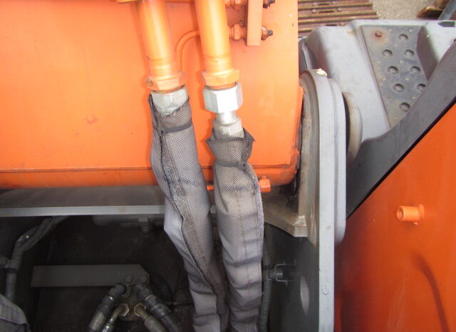 Hitachi Excavator, ZX200-3, 2013 full