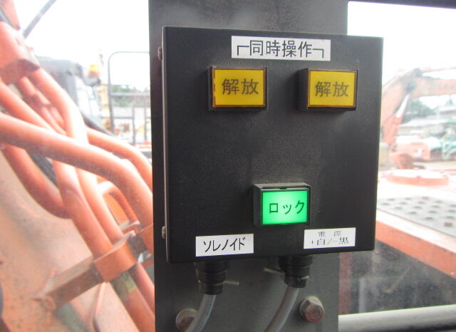 Hitachi Excavator, ZX200-3, 2012 full