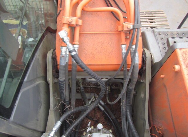 Hitachi Excavator, ZX200-3, 2012 full