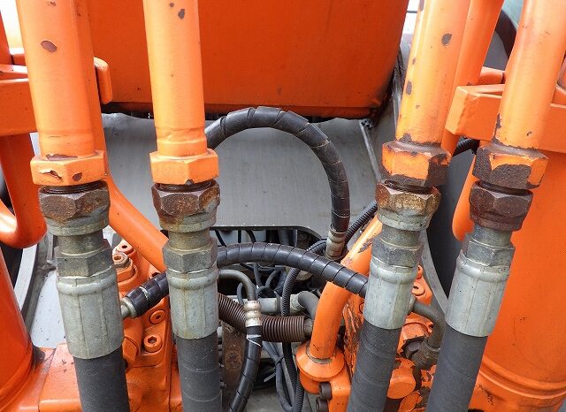 Hitachi Excavator, ZX200-3, 2010 full